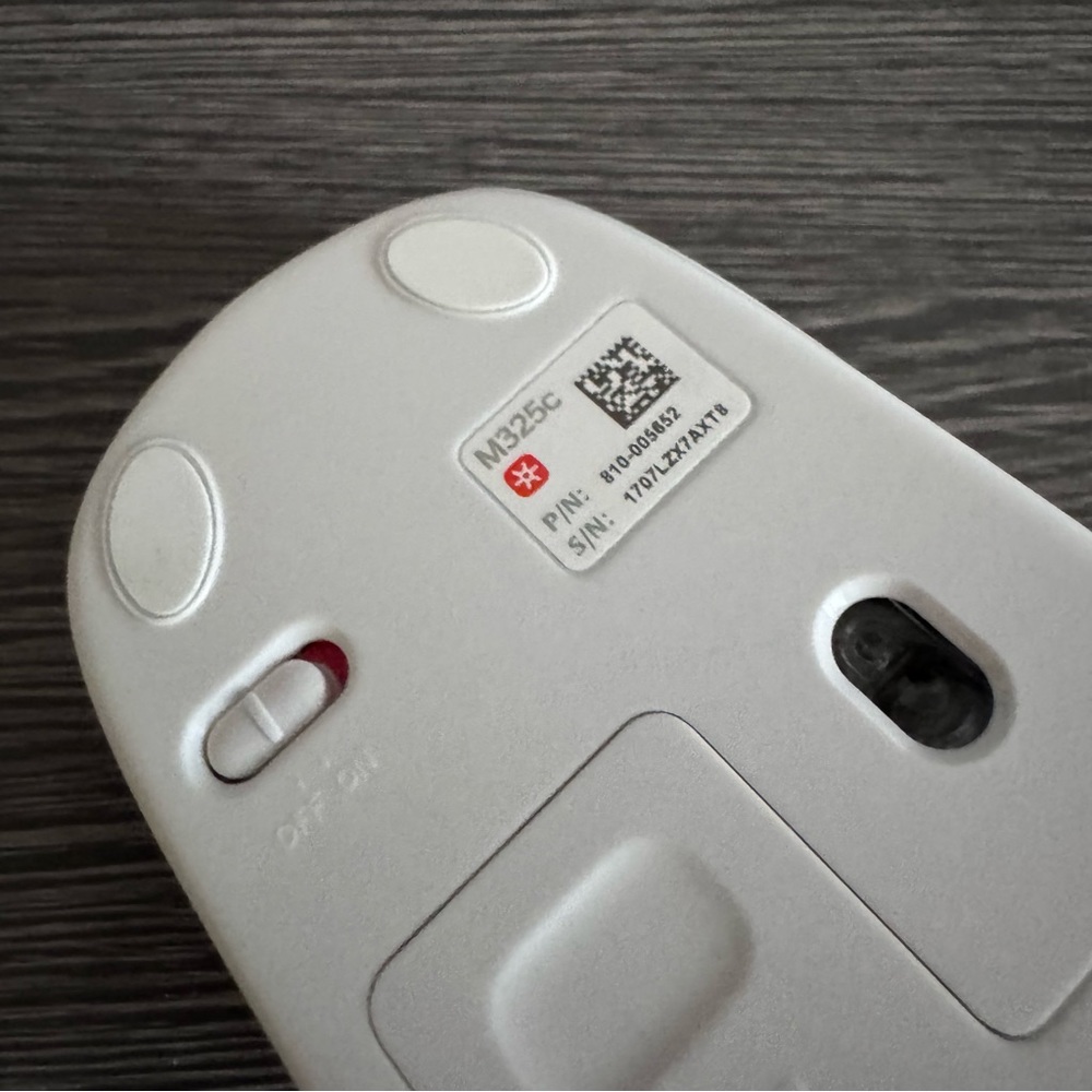 Logitech M325c Wireless Mouse - Picture 4 of 4